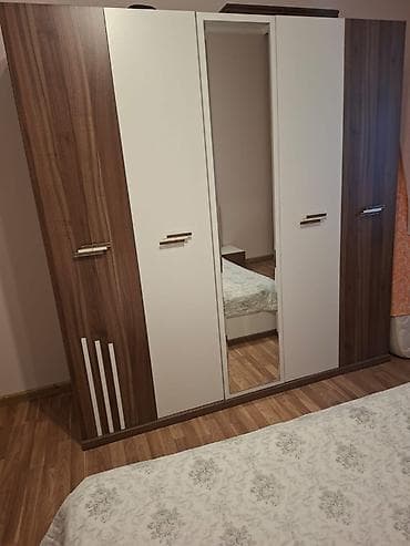 lepe: Yataq otağı mebel dəsti Tərkib: - 4 qapılı qarderob – mərkəzdə tam — 3