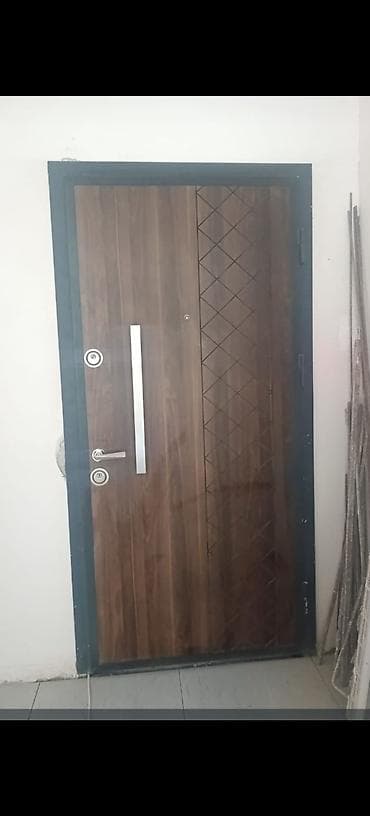 Yeni tikili binada rəngi evin dizaynına uyğun gəlmədiyi üçün satılır