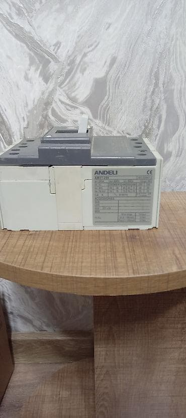 elektrik şit: Digər brend Elektrik avtomat, 3 faza, 690 Vt, Ödənişli quraşdırma, Kredit yoxdur, Zəmanətsiz, Ünvandan götürmə — 2