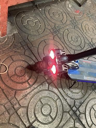 Elektrik nəqliyyatı: Elektrikli skuter, oturacaqlı konstruksiya ilə təqdim olunur — 5