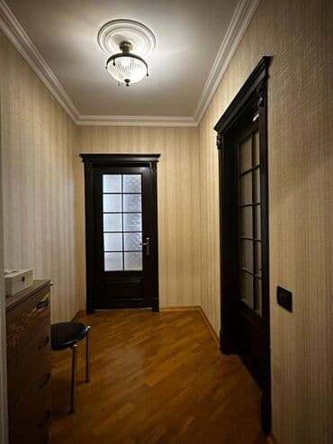 xirdalanda tecili satilan evler: Bakıxanov qəs., 2 otaqlı, Yeni tikili, m. Qara Qarayev, 82 kv. m — 8