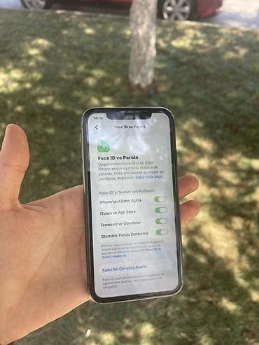 Мобильные телефоны и аксессуары: IPhone 11, 128 ГБ, Черный, Гарантия, Беспроводная зарядка, Face ID — 4