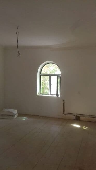 7 8 mkr satilan evler: 8 otaq, 262 kv. m, Orta təmir — 13