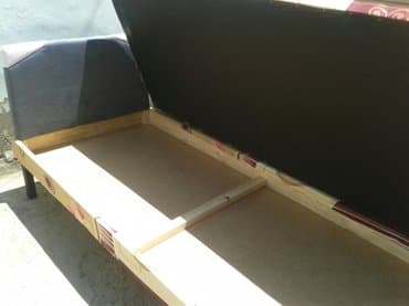 bazali carpayilar: Kravat TEZE bazali — 2