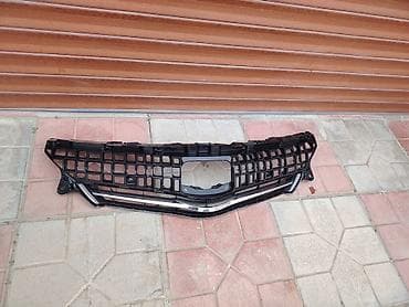 Toyota prius V üçün ön radiator barmaqlığı — 2