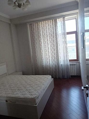 7 mikrorayon: İcarəyə verilir 4 otaqlı yeni tikili 137 m², Ağ şəhər q. Kateqoriya — 6