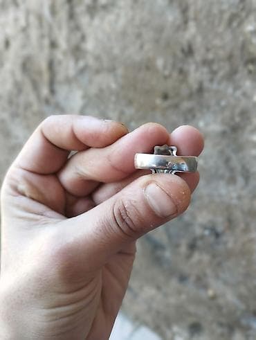 tarakan uzuk: Üzük, Gümüş — 1