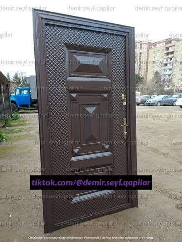 seyf qapilar ve darvazalar: Seyf qapılar Münasib qapılar Dəmir qapı Ev qapıları Çol qapısı — 11