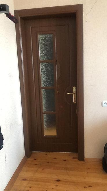 sehf qapi: 3 eded qapi Olcu: 98en uzun 2,14 Qiymet 40 azn 1 ededi Unvab bineqedi — 1