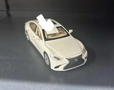 İdman və istirahət: Qara rəngli metal oyuncaq maşın modeli - Marka/model üslubu: sedan — 7