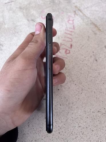 plesteyşin 3: IPhone 7, 128 GB, Qara, Zəmanət, Barmaq izi, Simsiz şarj — 5