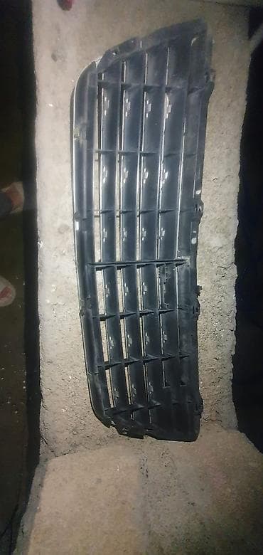 ehtiyat hisseleri online: Mersedes Benz w210 ön radiator barmaqlığı rənq xrom renqi endirim — 4