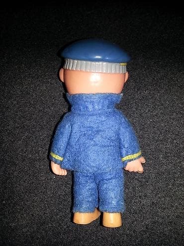 thomas oyuncaq paravoz dəsti: Oyuncaq Gəmi Kapitanı.
Б/у Yeni neyil .
Ölçüsü 25sm — 5