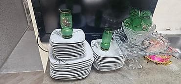 dolab dəhliz: Klassik vitrin şkaf və süfrə dəsti - Material: taxta karkas, şüşə — 2