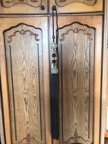 Pərdə üçün aksesuar. Yeni kimidir