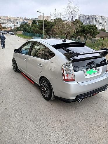 az avto: Toyota Prius (2-ci nəsil) – hibrid hetçbek Xüsusiyyətlər və təchizat — 7