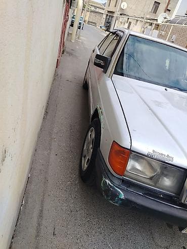 14 disk teker: Mercedes-Benz 190 (W201): 1.8 l | 1992 il Sedan — 2