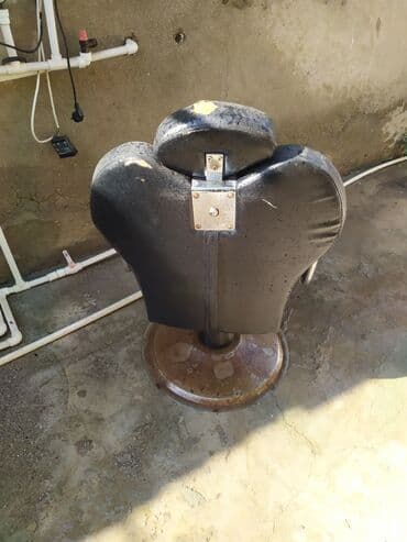 Rəflər, etajerkalar: Saş kəsimi kreslosu — 2