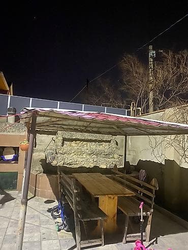 maştaga ev: 4 otaqlı, 110 kv. m, Kredit var, Orta təmir — 2