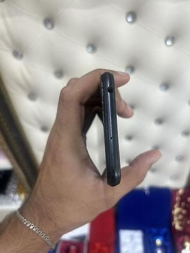 nlt plus electronics: Honor 8C, 32 GB, rəng - Qara, Barmaq izi — 3