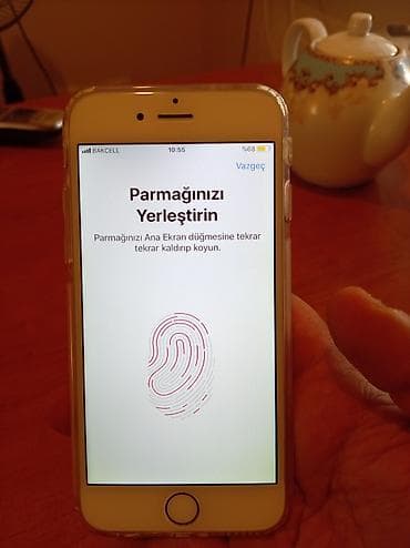 philips xenium 9@9u: IPhone 6, 16 GB, Qızılı, Barmaq izi — 2