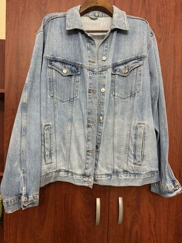 Kasalar: Klassik açıq mavi cins gödəkçə - Material: 100% denim (cins), yüngül — 1