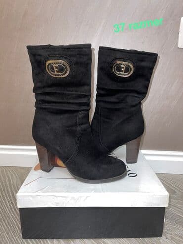 qadın çəkmə: 37/ 37.5 razmerdir. 55 manata alınıb. Ela veziyyetdedir.Nabukdur.1 — 5