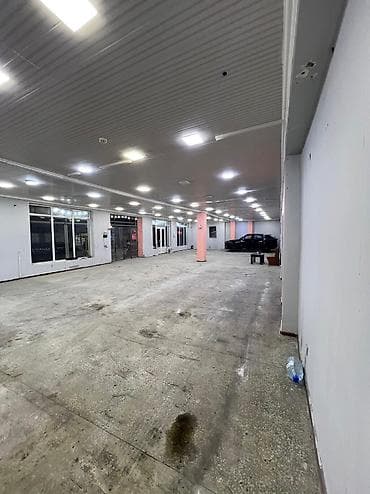 bineqedi emlak: Biləcəri qəsəbəsi,Binəqədi yolu 1 ci küçə. Mağaza və hər bir obyekt — 10