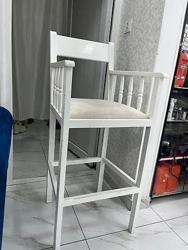 Nigar3. Makub stulu satılır 80 azn yenidir alınıb işlənmiyib. Ünvan