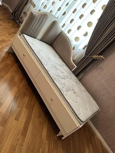 yataq matrasi: Bir nəfərlik çarpayı – yumşaq başlıq və yan qoruyucu - Ölçü: təxmini — 3