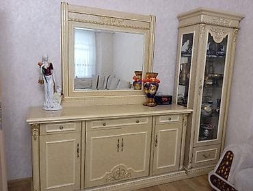 Klassik üslubda qonaq otağı üçün mebel dəsti Tərkibi: - Geniş bufet