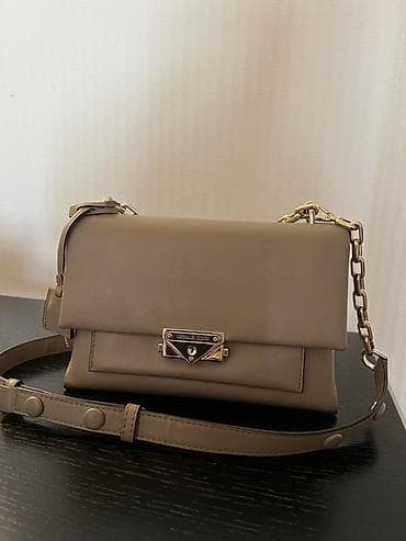 Original Michael Kors çiyin çantası Chox az istifade olunub hecbir