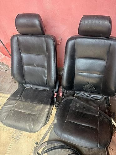 Məhsul: Avtomobil salon hissələri və daxili aksesuarlar Təsvir: - — 1