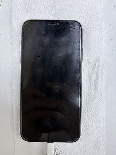 iphone 11 barter var: IPhone 11, 64 GB, Qara, Face ID — 2