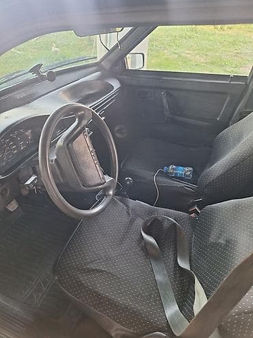 chevrolet volt salon: Maşın 1997 il buraxılış .mator perodok yaxşıdır xərc tələb — 4