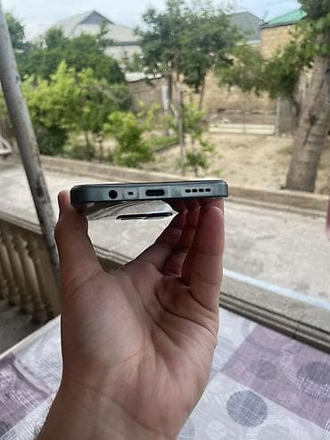 mini bar: Realme C61 NFC. 128 gb 6 ramdır. Telefon ideal vəziyyətdədir, hər — 3
