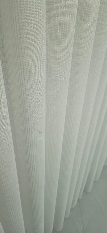 yuxuda ağ pərdə görmək: Ağ rəngli, yüngül parçadan hazırlanmış pərdələr. Qonaq otağı, yataq — 3