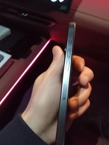 soyuducu xırdalan: IPhone 15 Pro, 512 GB, Black Titanium — 3