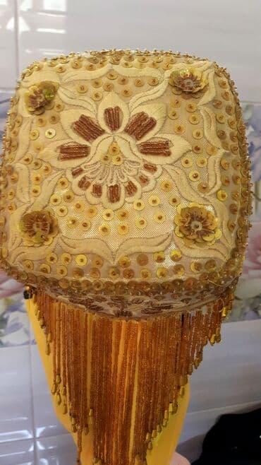 pomponlu qadın papaqları: Araqçın. Тюбетейка — 3