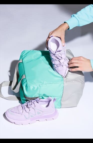 kaşa: Geniş və rahat idman çantası idman üçün mükəmməldir. Çantada bir neçə — 2