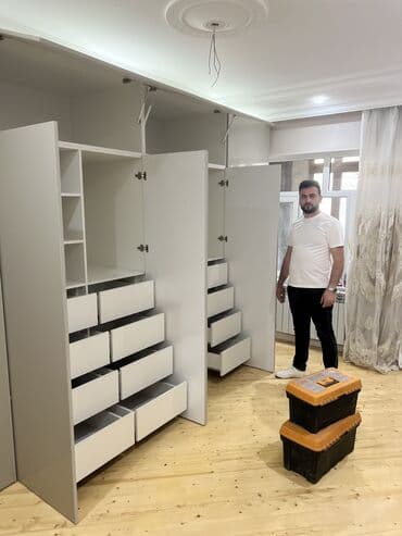 ışkaf: Düz dolab, Yataq otağı üçün, Paltar üçün, Açılan, Korpuslu, 5 qapı — 7