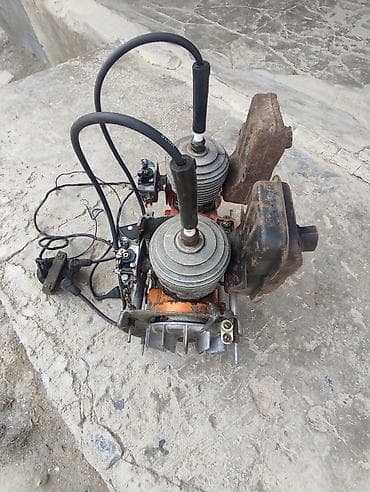 generator 8 kva: İki silindrli, hava ilə soyuyan mühərrik bloku satılır. Şəkillərdə — 3