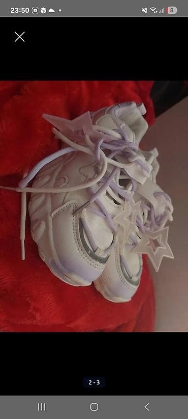 krossovka: Uşaq idman ayaqqabısı - Rəng: ağ, bənövşəyi detal və bağlarla - — 1