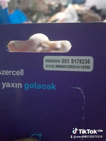 pvc avadanliq: Sovet istehsalı MTZ tipli mavi rəngli təkərli traktor. Xüsusiyyətlər — 7