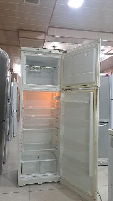 soyuducula: İki qapılı soyuducu (üstdən dondurucu) - Korpus rəngi: ağ - Üst bölmə — 2