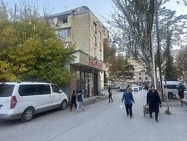 sumqayitda qaraj satilir: Mağaza şəxsi mağazamdı, Xırdalanda 28 ci məhəllədə yerləşir. Tam ( — 3