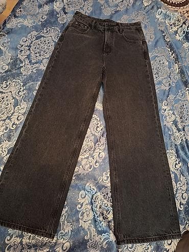 cins kurtqa: Geyilmeyib 28 razmer Qara-boz rəngdə düz kəsimli cins şalvar - Model — 2