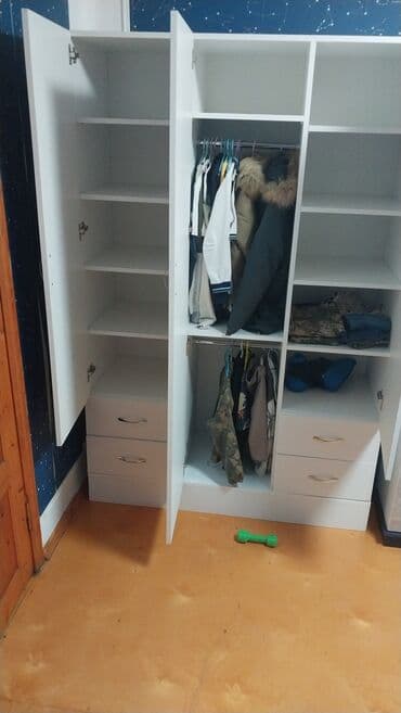 toyuq file: Oğlan və qız üçün, 3 qapılı, Açılan, Düz dolab — 2