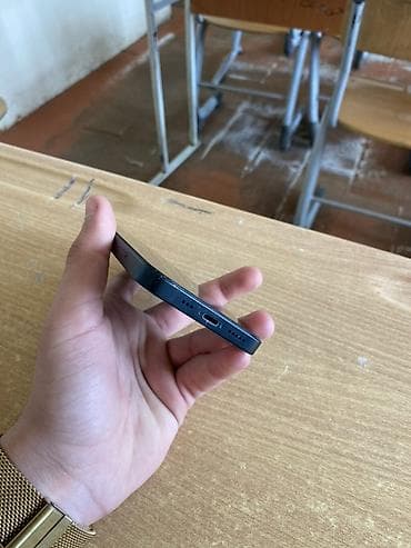 ipone 8 pilus: IPhone 14, 128 GB, Midnight, Face ID — 5