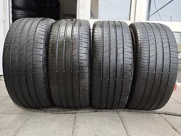 Şin Dunlop 235 / 40 / R 19